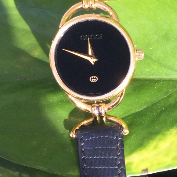 Gucci 6000L Women’s Watch - Picture 4 of 7